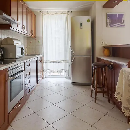 Bright 2 Bedroom In Nea Smirni Athens