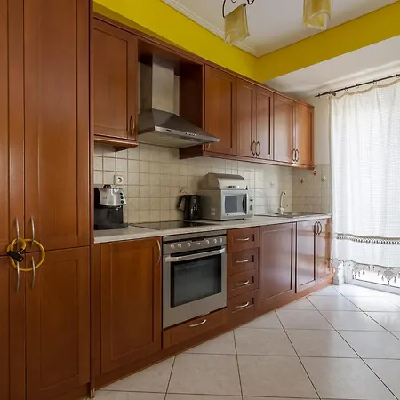 Bright 2 Bedroom In Nea Smirni Athens