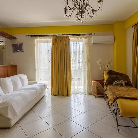 Bright 2 Bedroom In Nea Smirni Apartment *